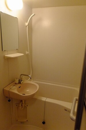 レオパレスメイプルハイム高野台1号館の物件内観写真